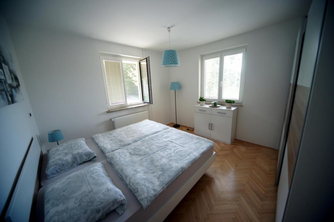 Arh Apartment *